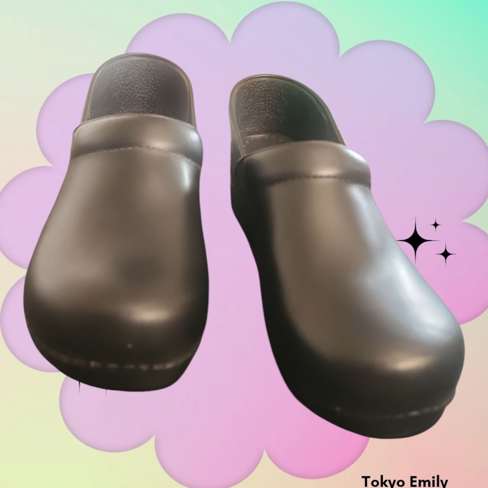 Dansko Professional Black Cambrio Clogs